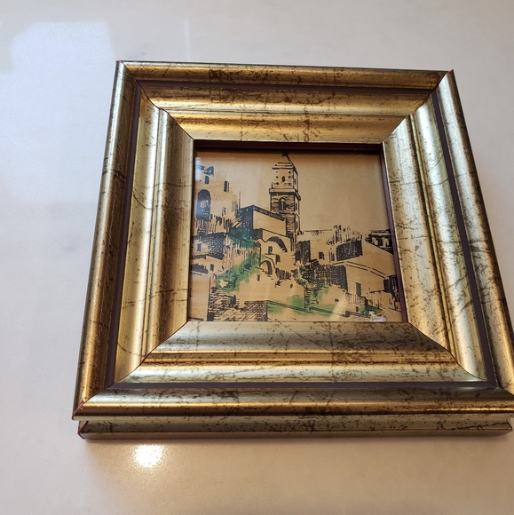 Vintage Italian picture scene of a town's buildings. Frame is 5" by 5" - Picture 2 of 4
